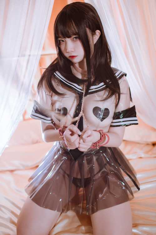 Cosplay 二佐Nisa 透明JK