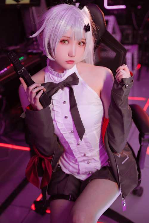 Cosplay 瓜希酱 少女前线 FN-57 Five-seveN