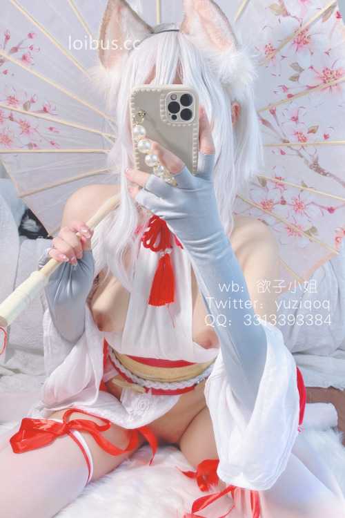 Coser 小蔡头喵喵]纯白胡桃