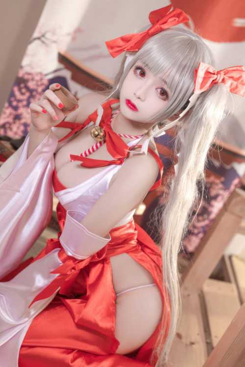 Cosplay Rinaijiao日奈娇 碧蓝航线 可畏巫女