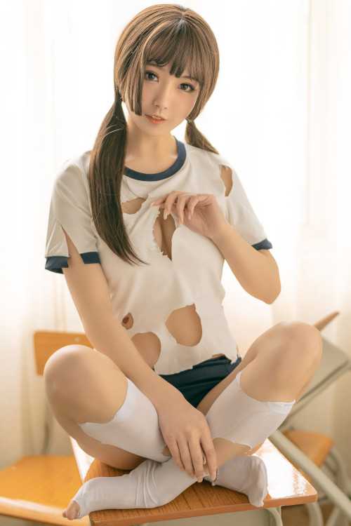 Cosplay 桃良阿宅 体操服