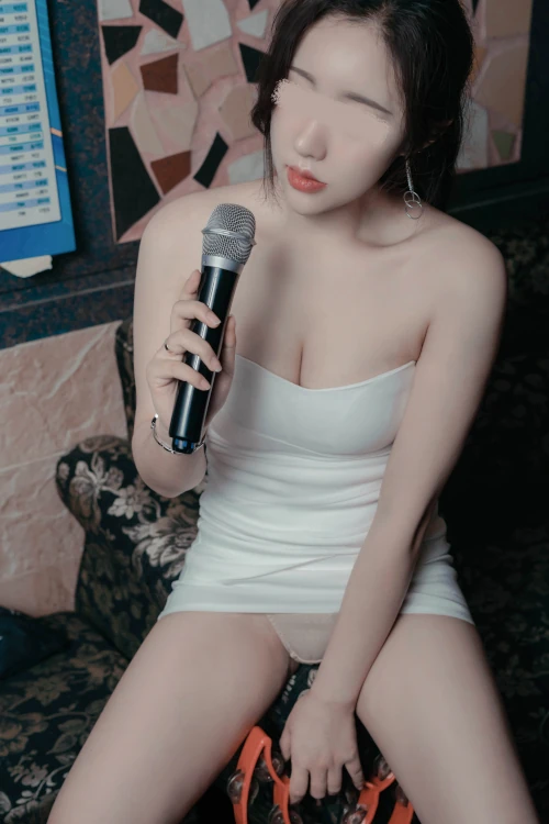 Cony 코니, PUSSYLET Vol.33 ‘Nude Karaoke’ Set.01