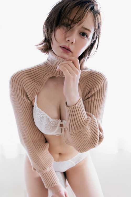 Anna Murashige 村重杏奈, 写真集 別冊ＶｉＶｉ [びびぐら] Set.04